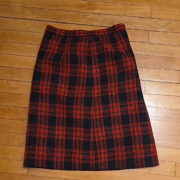 Vintage Pendleton Style Black Red Plaid Matching Varsity Jacket And Skirt Small - Picture 5 of 6